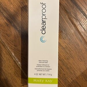 Mary Kay Clearproof Deep-Cleansing Charcoal Mask - White and Green